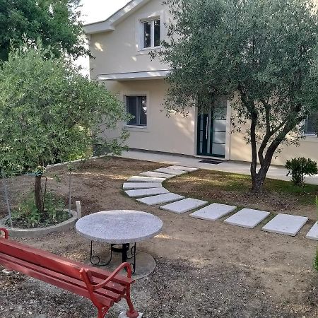 Petivat Gardens Apartment Luaran gambar