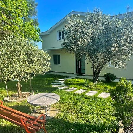 Petivat Gardens Apartment Luaran gambar