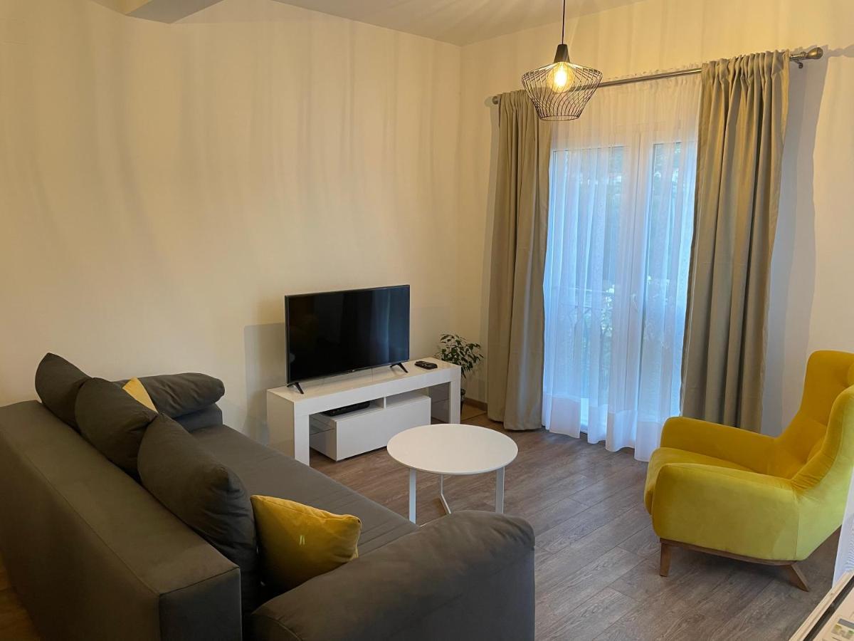 Petivat Gardens Apartment Luaran gambar
