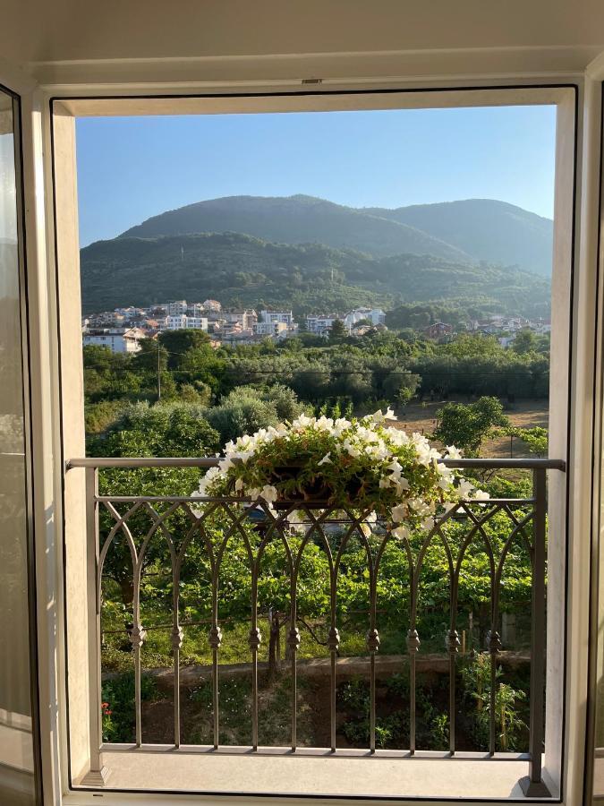 Petivat Gardens Apartment Luaran gambar