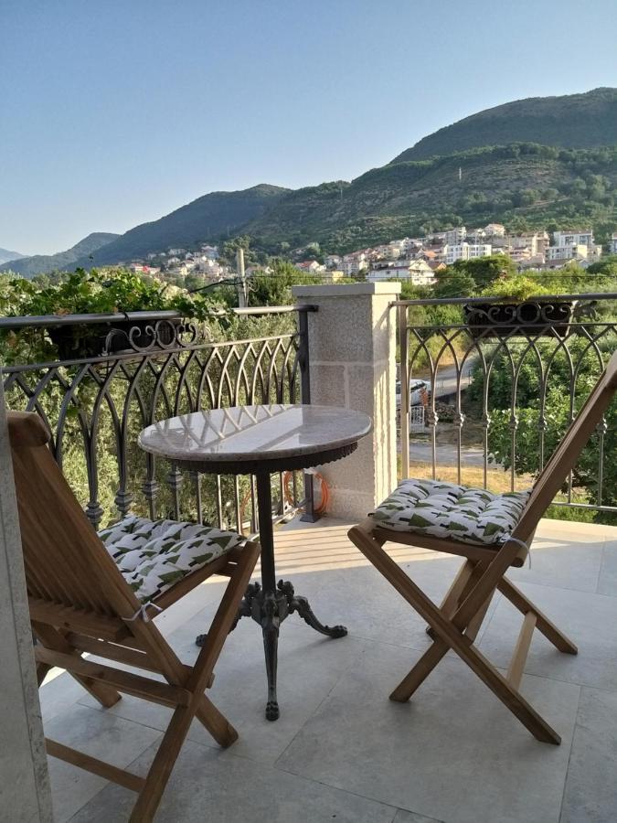 Petivat Gardens Apartment Luaran gambar