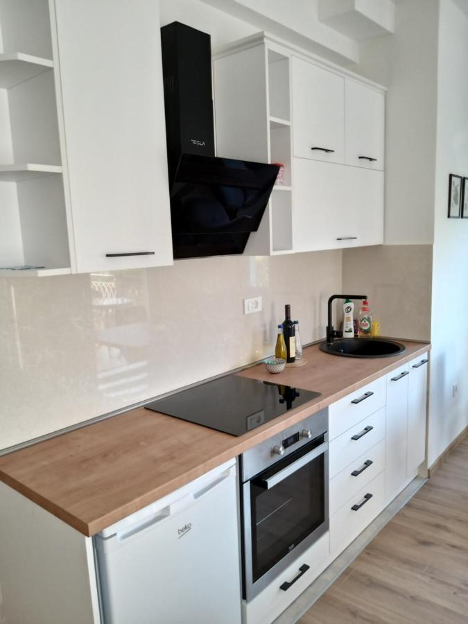 Petivat Gardens Apartment Luaran gambar